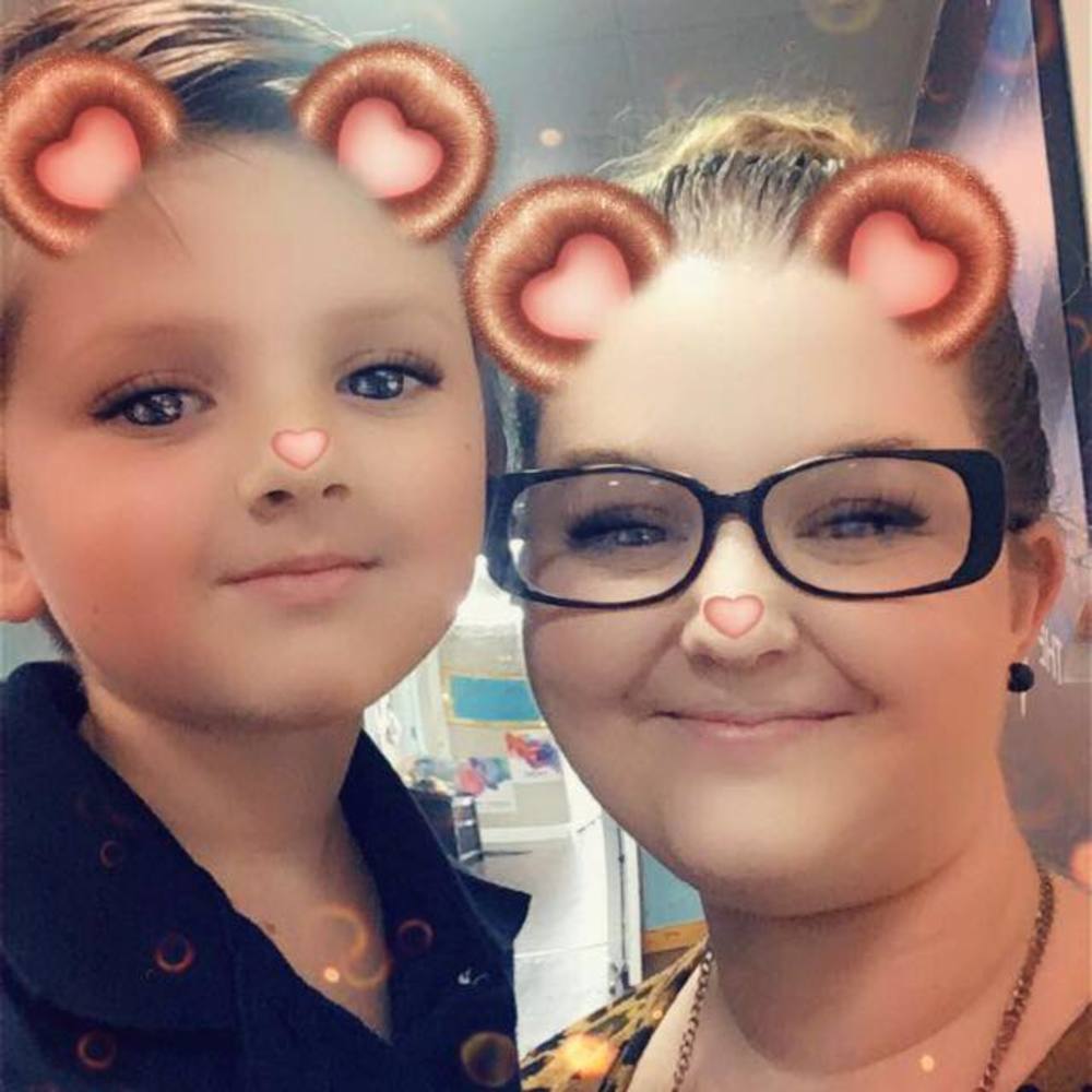 Meet your Posher, Elizabeth